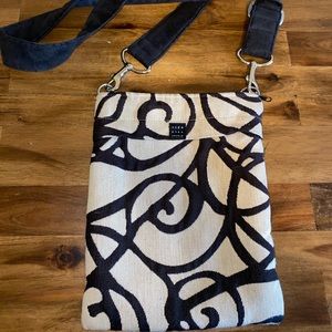 1154 Lill studio purse